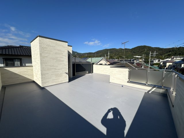 秦野市曽屋 スカイバルコニー付き長期優良住宅のバルコニー