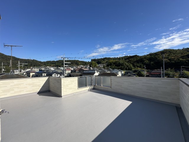 秦野市曽屋 スカイバルコニー付き長期優良住宅のバルコニー