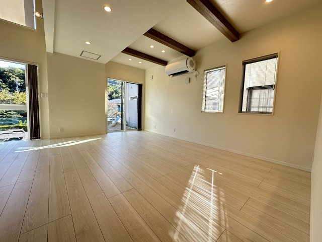 秦野市曽屋 スカイバルコニー付き長期優良住宅の居間・リビング