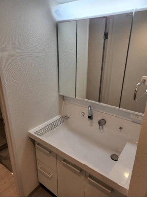 【洗面所】 | En Nakazaki