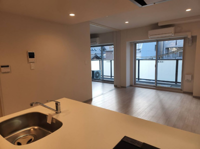 【居間・リビング】 | En Nakazaki