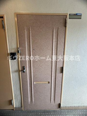 メダリアン巽の玄関