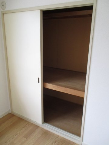 ドルフ城所・Iの収納