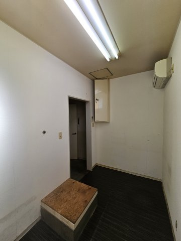 大和町テナントの周辺