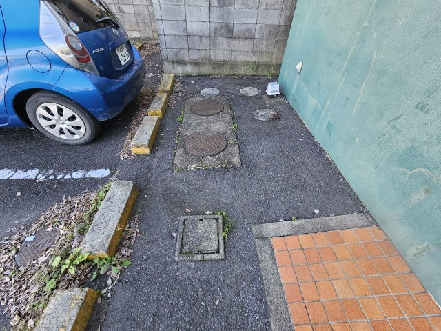 大和町テナントの駐車場
