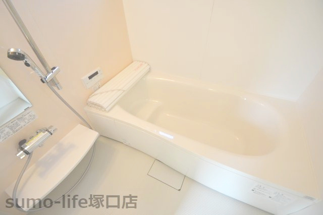 SOLEADO塚口の浴室