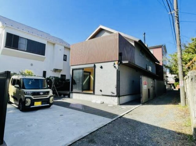 鎌倉市腰越　住まいのプロが創った本格志向住宅