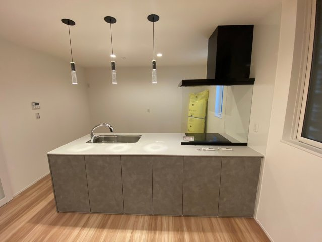 千種区鹿子殿のキッチン|インテリアの映える広々としたダイニングキッチン♪