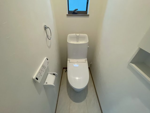 横浜市泉区白百合2丁目 新築戸建て【仲介手数料無料】