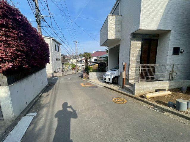 横浜市泉区白百合2丁目 新築戸建て【仲介手数料無料】