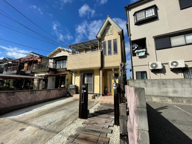 寝屋川市太秦桜が丘　中古一戸建て