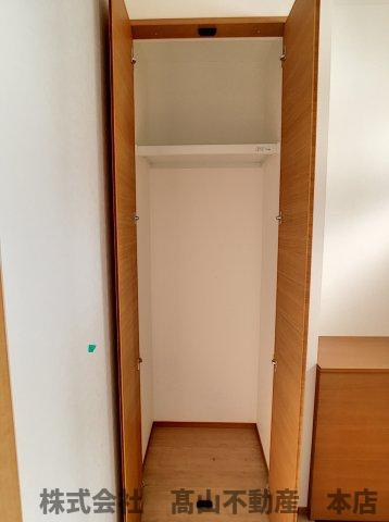 ラフォーレあおいＡ棟の収納