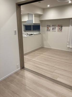 【居間・リビング】 | 第18宮廷マンション