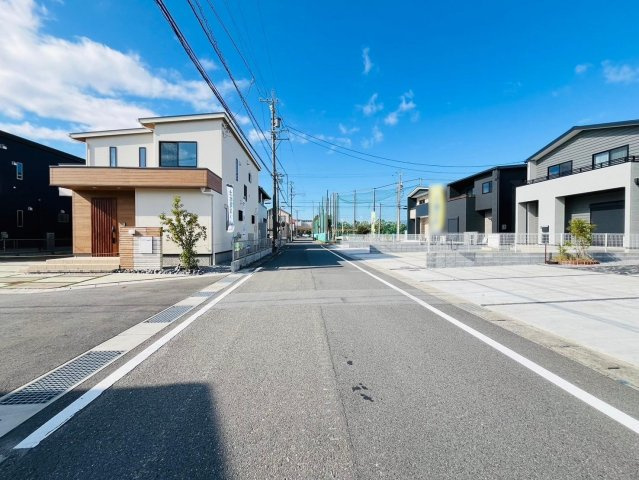 【商談中】戸建　瑞穂市別府Ⅲ　全4区画分譲の前面道路含む現地写真|■前面道路　■ヤマダ不動産　株式会社リライフ　■夢のマイホーム購入をフルサポートします！