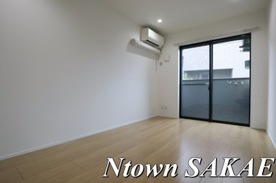 【その他】 | フォンテンブロー笠取町 | おしゃれな居間です