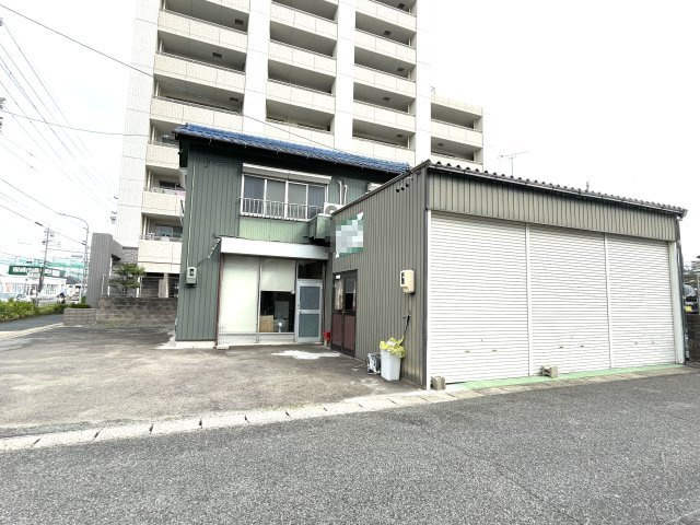 山下貸家の外観