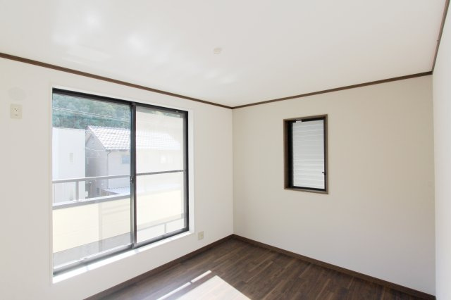 ６４３０２　岐阜市長良東三丁目中古戸建ての洋室