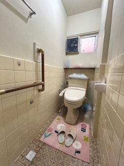 【トイレ】 | 右京区太秦安井北御所町 | 温水洗浄便座付トイレ：リフォームをお楽しみいただけます