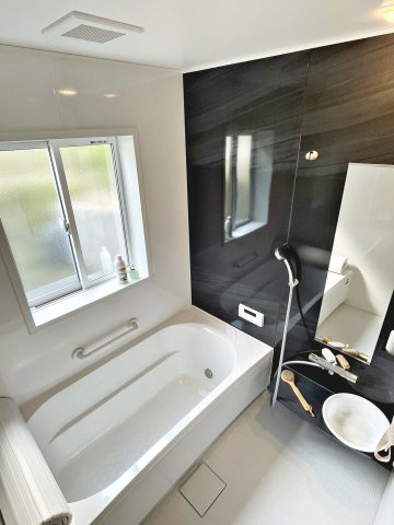 新築戸建・建売　二本松市冠木　平屋建ての浴室