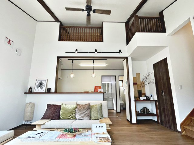 新築戸建・建売　二本松市冠木　平屋建ての居間・リビング