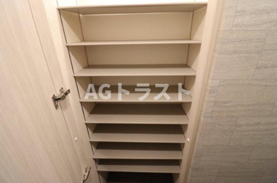 【玄関】 | アルベルタ