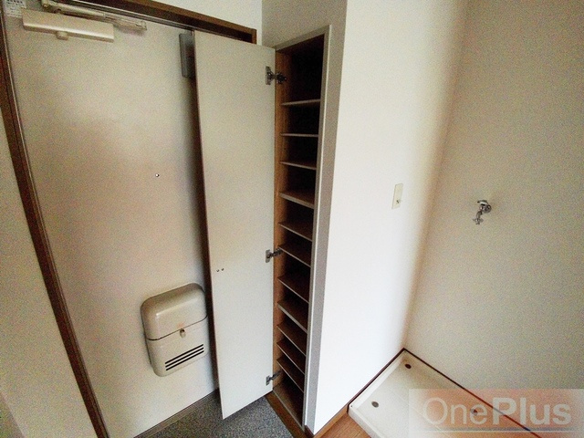 フローレンスヨウコ 甲南の収納|シューズボックス