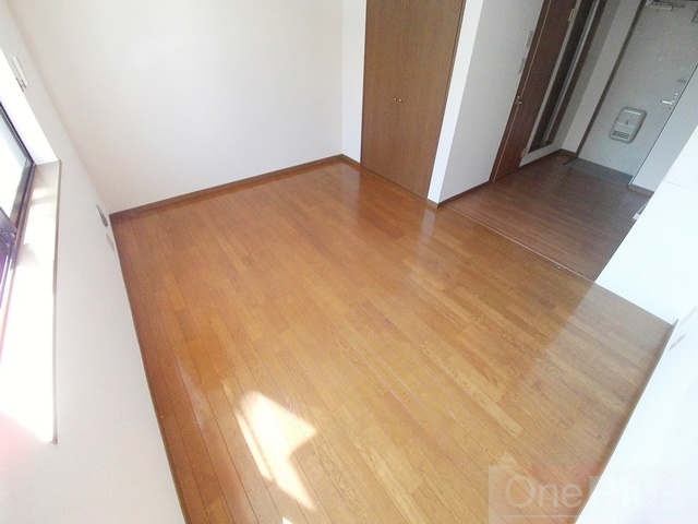 フローレンスヨウコ 甲南の洋室