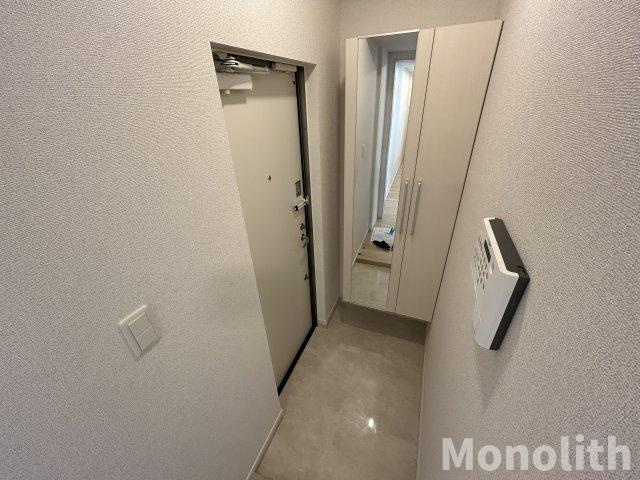 アロ・ラウレアKの玄関