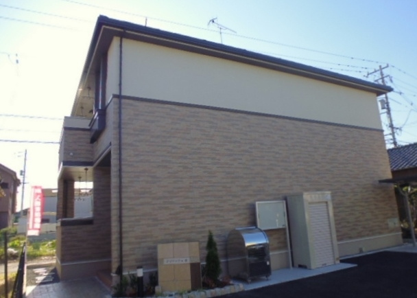 倉敷市中畝３丁目のアパートの外観