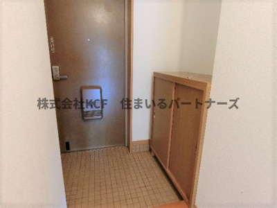 【玄関】 | グリーンハイツ | 明るい玄関です