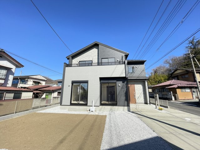 桐生市堤町1丁目　西小・中央中の外観