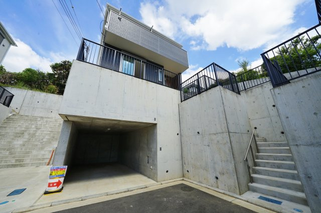 【横浜市保土ケ谷区常盤台65全5棟新築戸建て】★仲介手数料無料★（常盤台小学校・保土ヶ谷中学校）の外観|３号棟