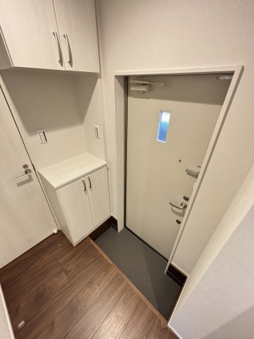 【玄関】