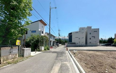 【前面道路含む現地写真】 | 豊中市穂積2丁目新築戸建