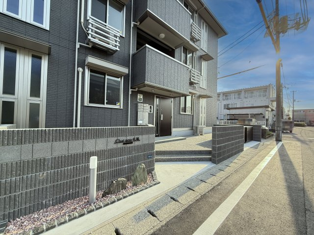 Chat noir 札場のエントランス