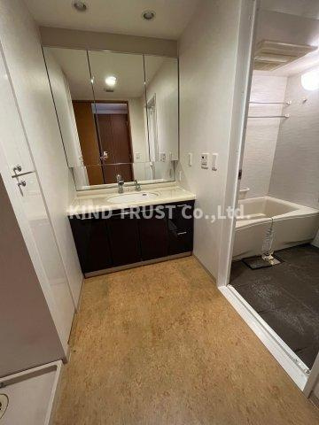 ライオンズマンション中津の玄関|ゆったりとした玄関です