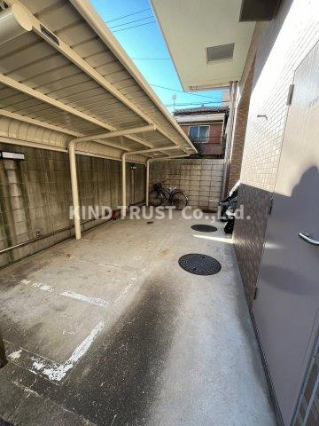 ライオンズマンション中津の駐車場|駐車場があります