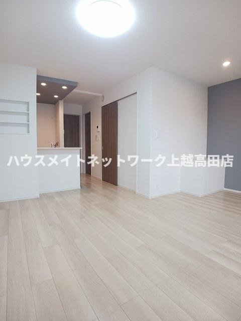 クラール南城　Ａの居間・リビング|ＬＤＫ13.0帖