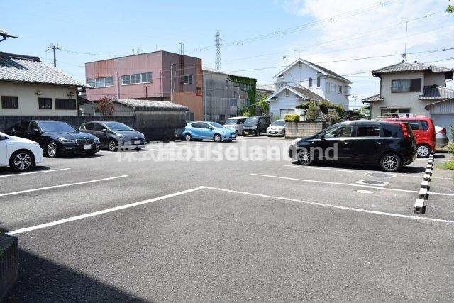 ルネ西浜の駐車場|別部屋の写真