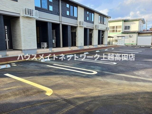 クラール南城　Ｂの駐車場|駐車場
