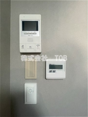 【セキュリティ】 | グエル・サカエ赤堤 | 1F　モニターホン　床暖房リモコン