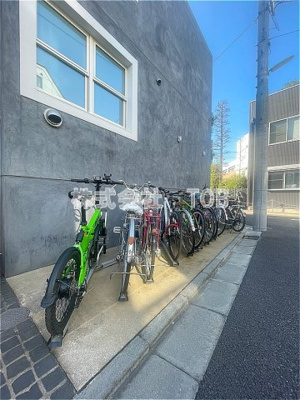 【その他共用部分】 | グエル・サカエ赤堤 | 駐輪スペース