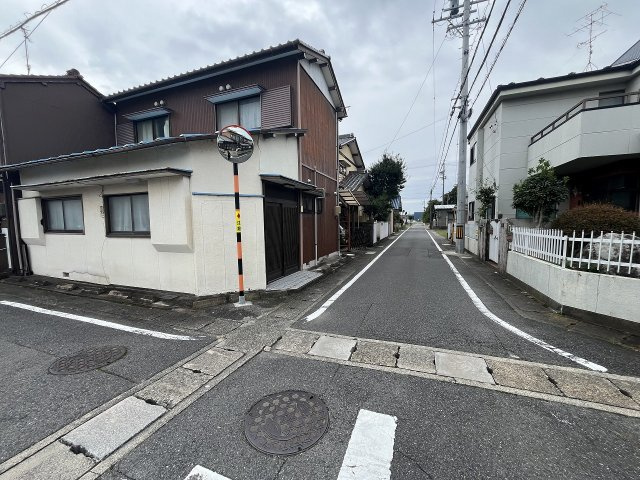 土地　蔵前4丁目の前面道路含む現地写真