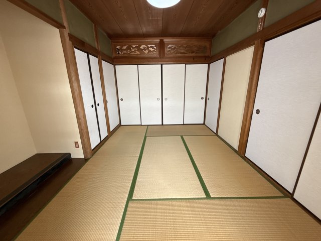 香寺町香呂平林様戸建の寝室