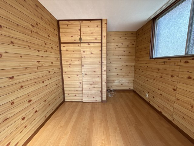 香寺町香呂平林様戸建の子供部屋