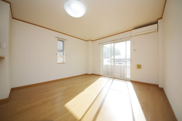 ブレイヴ　シンメイの居間・リビング