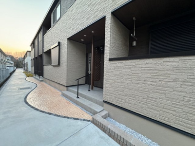 【エントランス】 | レインボーイースト