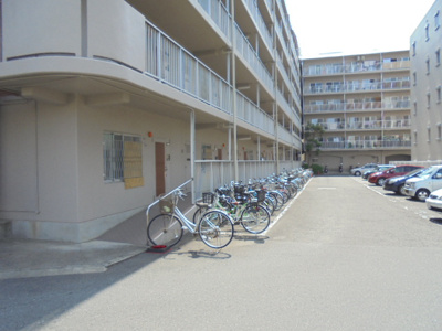 【駐車場】 | 千里山東スカイハイツ | 駐車場★駐輪場★