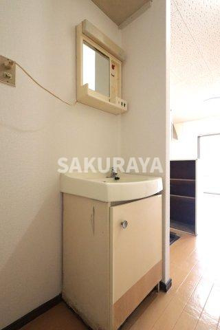 エントピア大月の独立洗面台|2025年2月撮影。