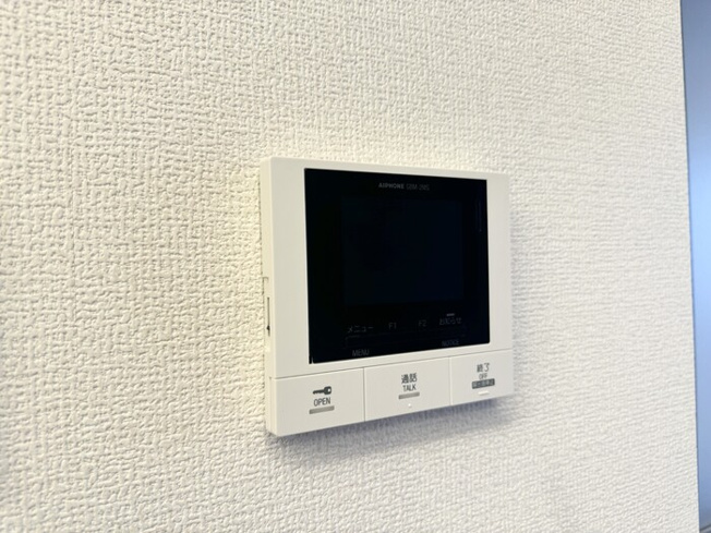 【設備】 | D-noir | モニター付きインターホン